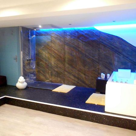 Les Pieces Du Puzzle Apartment Dunkirk Exterior photo