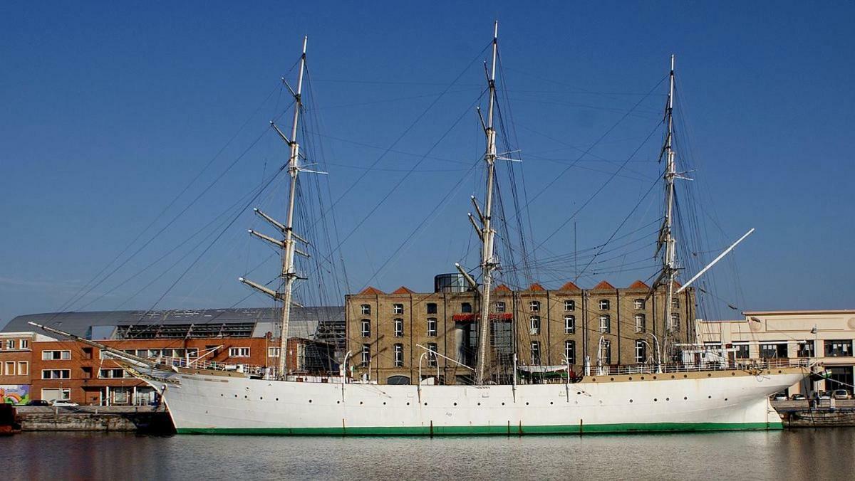 Les Pieces Du Puzzle Apartment Dunkirk Exterior photo